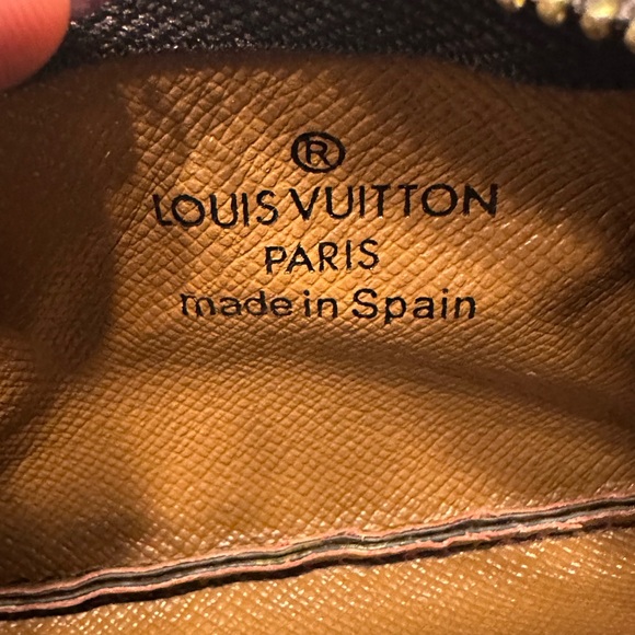 Lv Louis Vuitton Change Purse Key Chain Coin Pouch Brown Monogram NEW Zippy - Picture 3 of 3